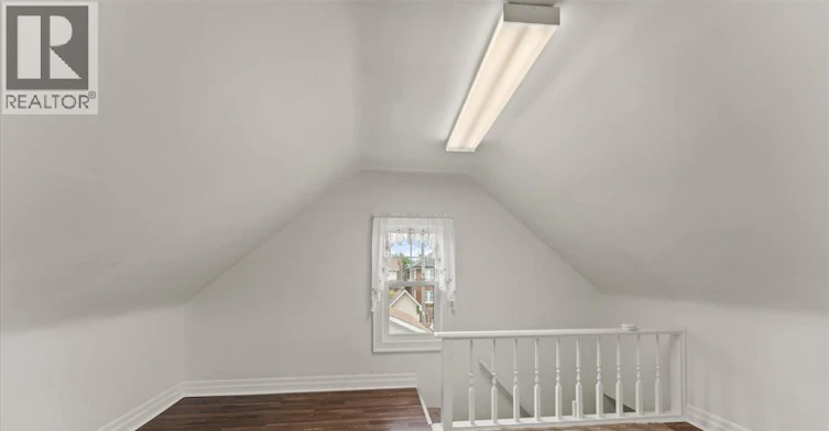 1215 Lincoln Road, Windsor, ON, N8Y 2H9 - 16