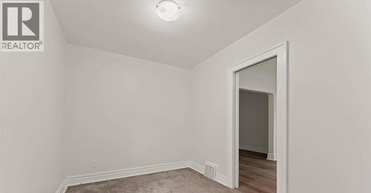 1215 Lincoln Road, Windsor, ON, N8Y 2H9 - 7