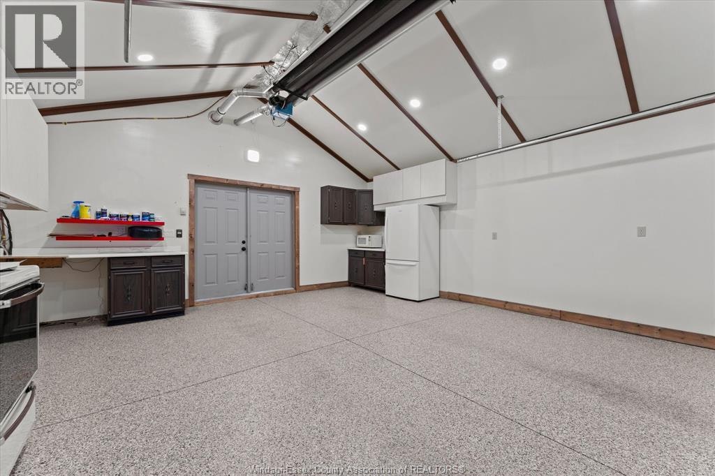 1215 Lincoln Road, Windsor, ON, N8Y 2H9 - 24