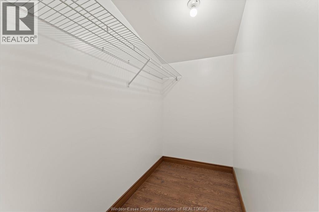 1215 Lincoln Road, Windsor, ON, N8Y 2H9 - 19