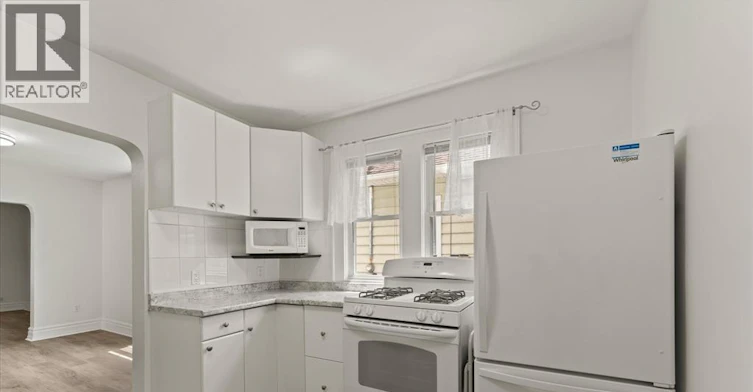 1215 Lincoln Road, Windsor, ON, N8Y 2H9 - 13