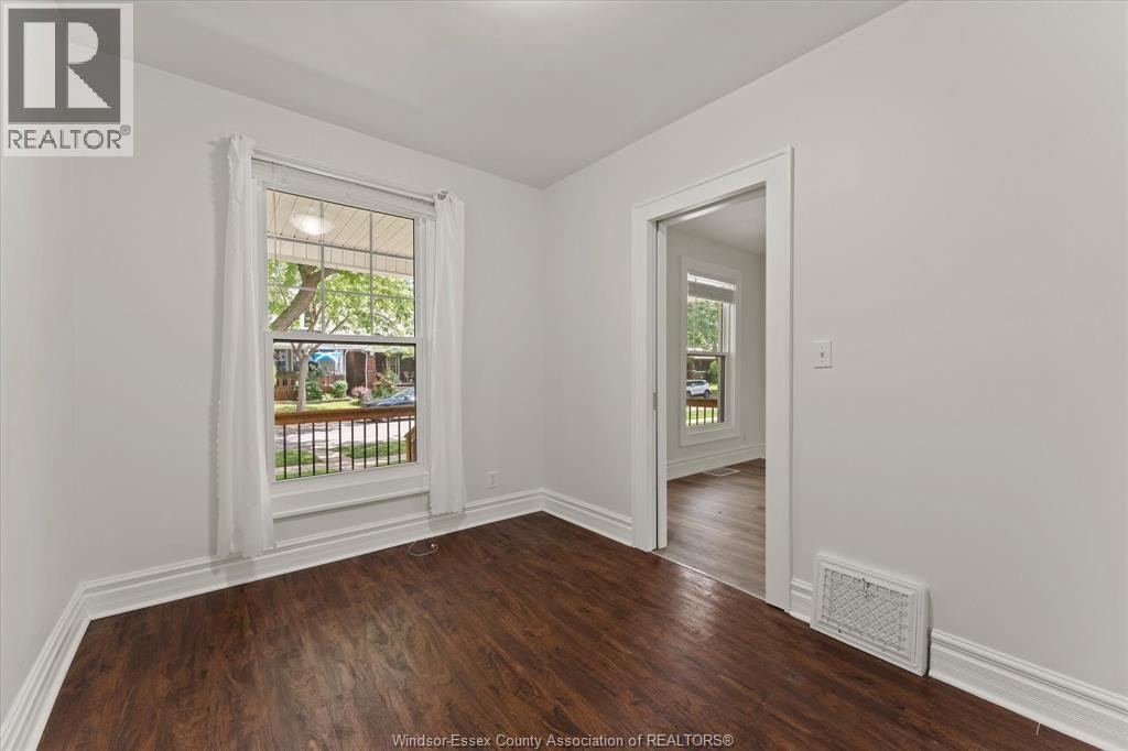 1215 Lincoln Road, Windsor, ON, N8Y 2H9 - 5