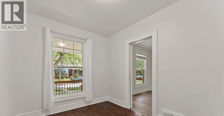 1215 Lincoln Road, Windsor, ON, N8Y 2H9 - 5