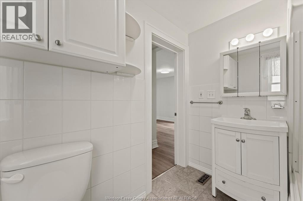 1215 Lincoln Road, Windsor, ON, N8Y 2H9 - 15