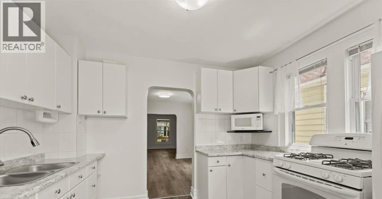 1215 Lincoln Road, Windsor, ON, N8Y 2H9 - 12