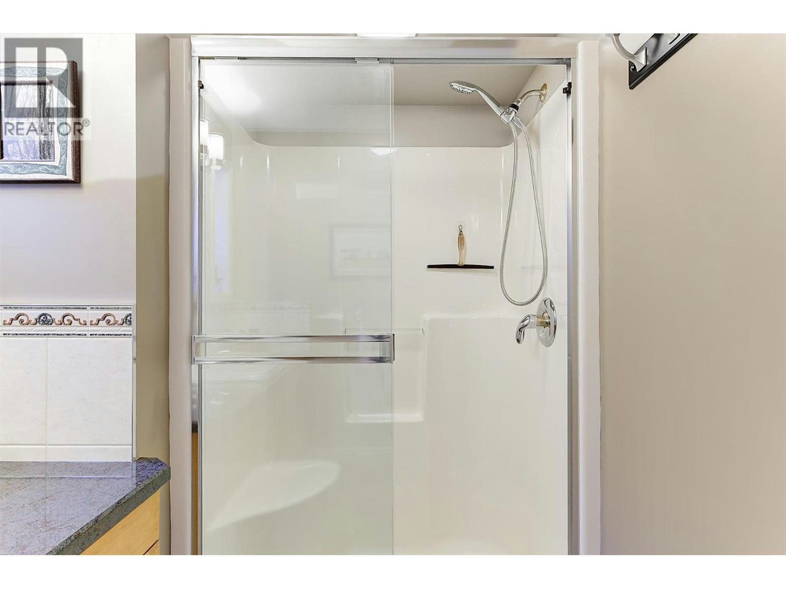 2-3333 Chancellor Place, West Kelowna, BC, V4T 2S9 - 42