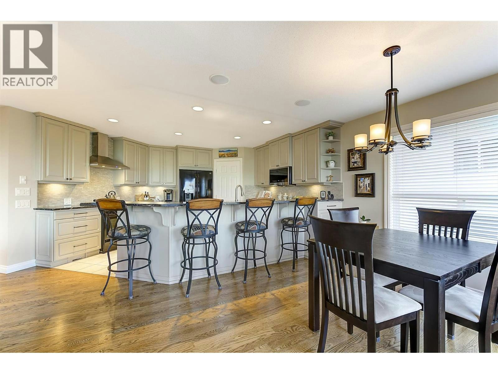 2-3333 Chancellor Place, West Kelowna, BC, V4T 2S9 - 14