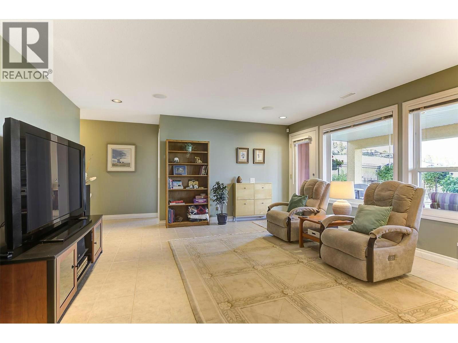 2-3333 Chancellor Place, West Kelowna, BC, V4T 2S9 - 33