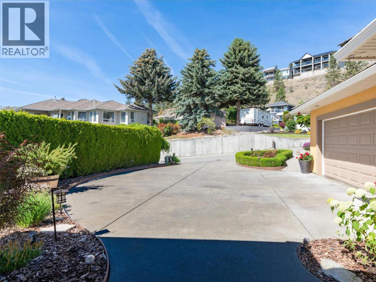 2-3333 Chancellor Place, West Kelowna, BC, V4T 2S9 - 56