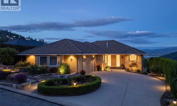 2-3333 Chancellor Place