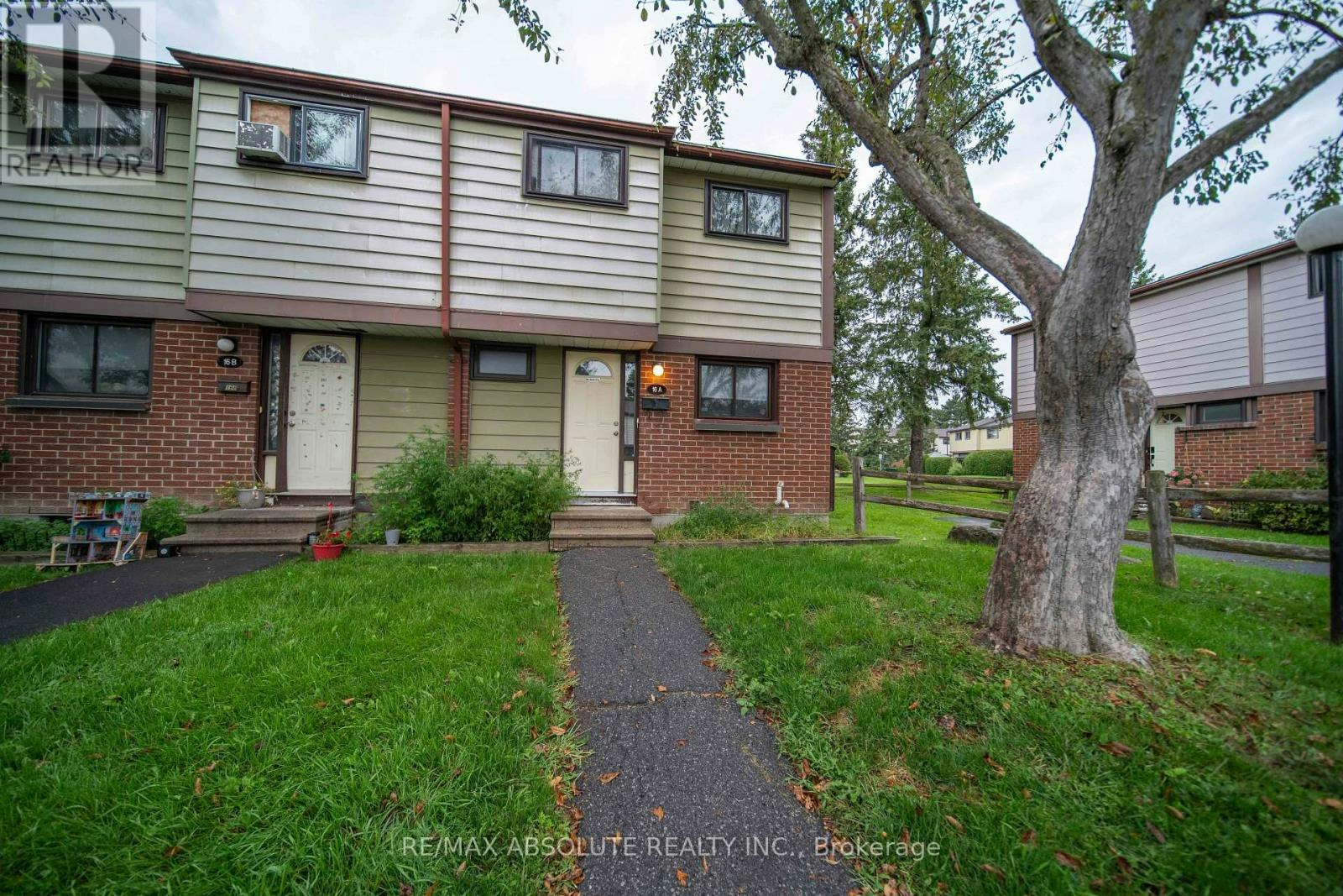 16 A Knollsbrook Drive, Ottawa, ON, K2J 1K8