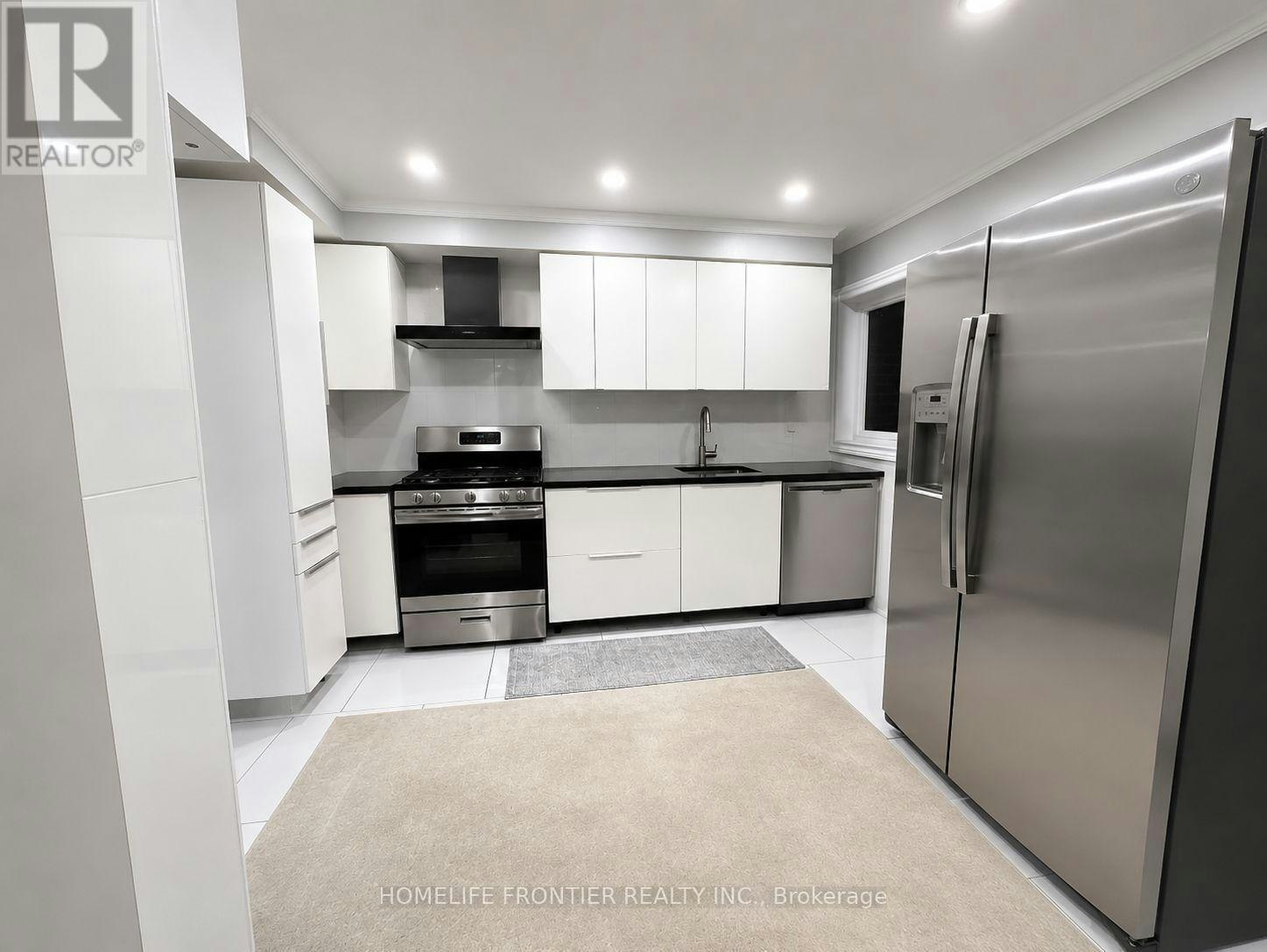 49 Red Robin Way, Toronto, ON, M2R 3K6 - 6