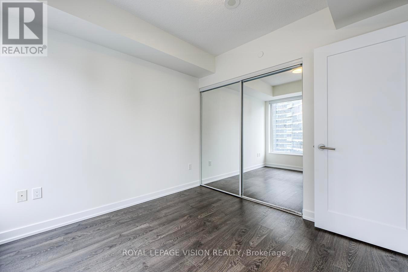 2207-10 York Street, Toronto, ON, M5J 2Z2 - 25