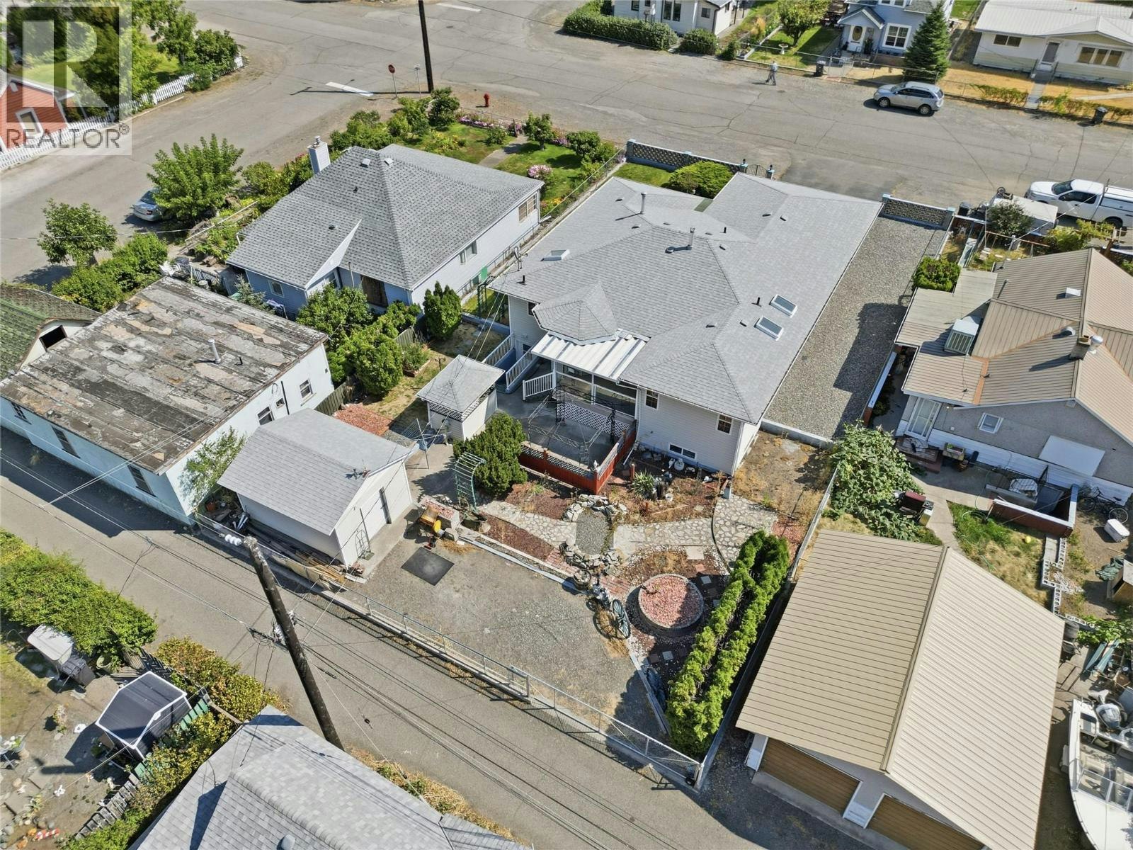 503 Bancroft Street - 4