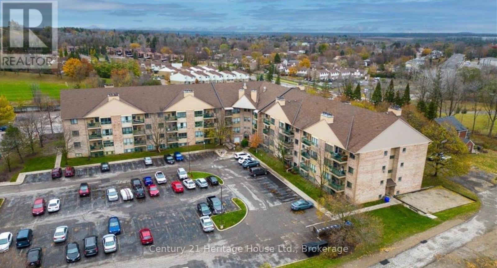 318-15 Hofstetter Avenue, Kitchener, ON, N2A 3Z7