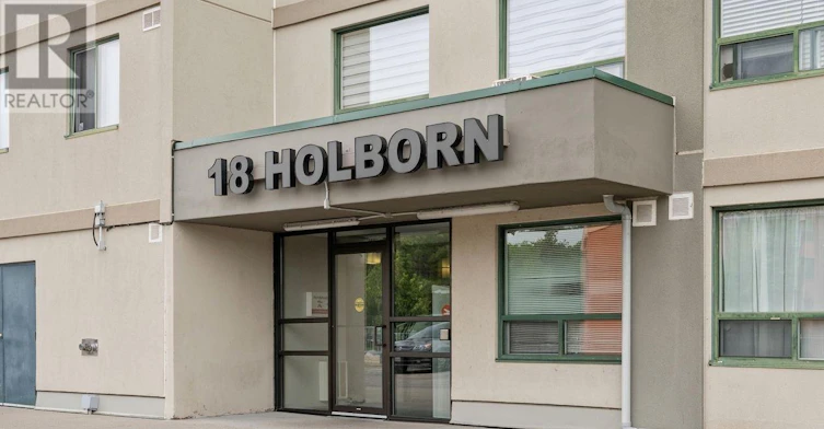 405-18 Holborn Court, Kitchener, ON, N2A 4A1