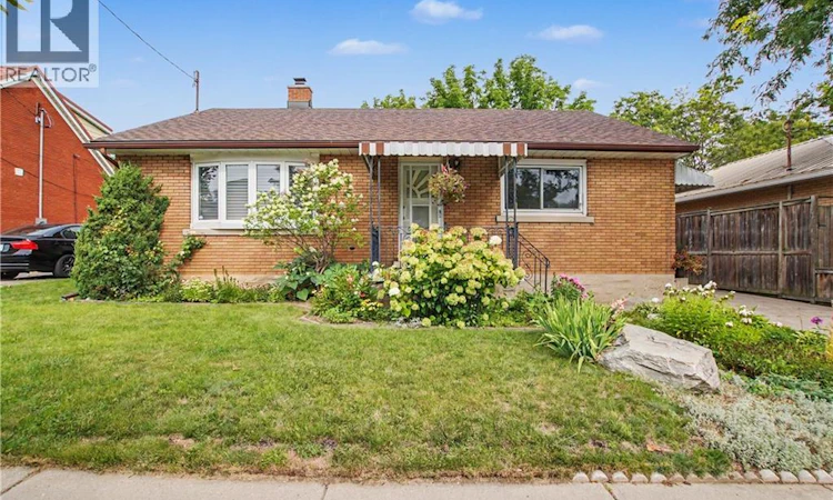 240 Guelph Street