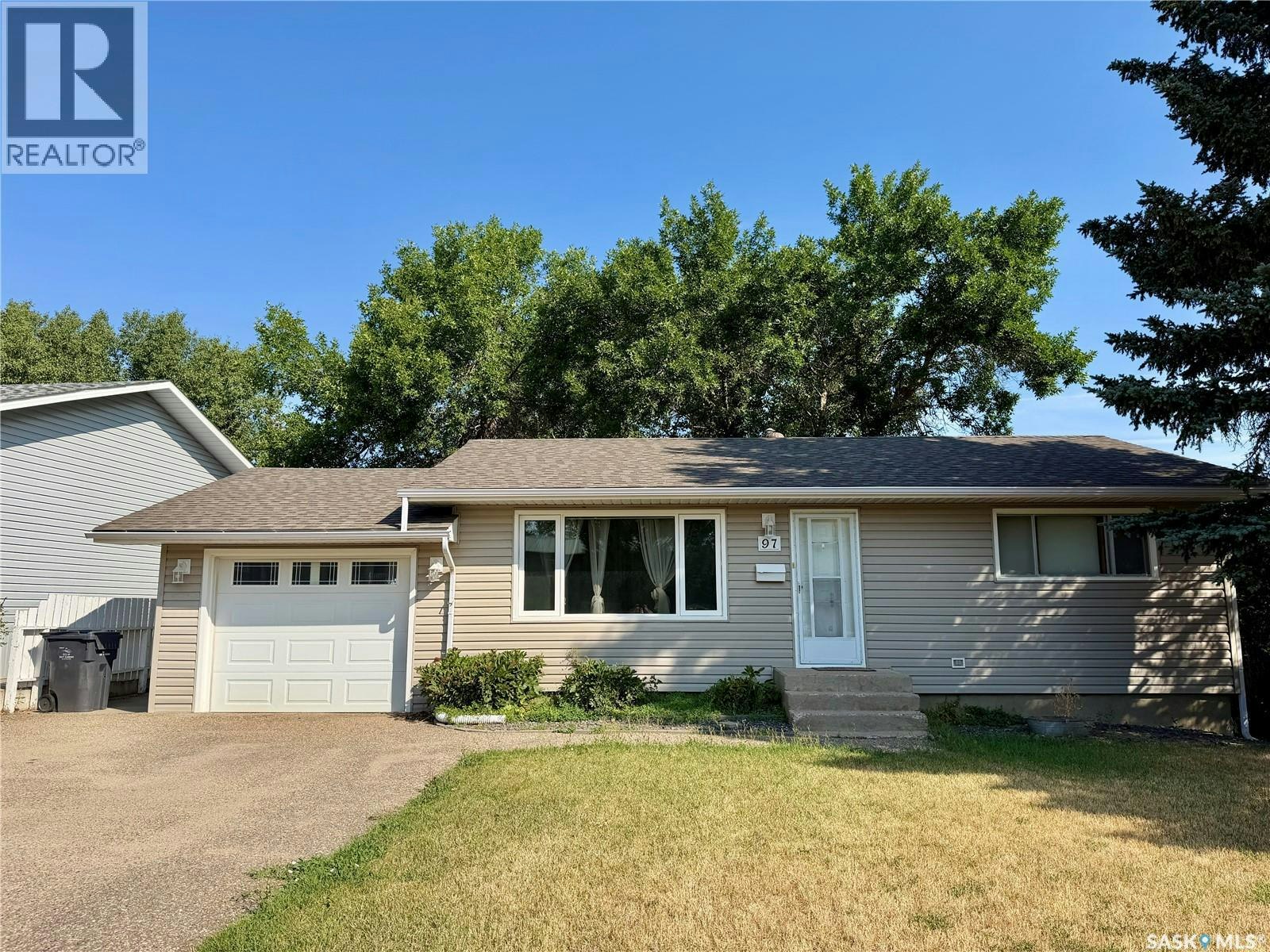 97 Burke Crescent, Swift Current, SK, S9H 4E4