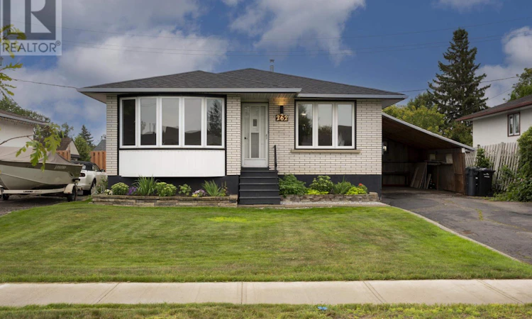 262 Sheridan Crescent