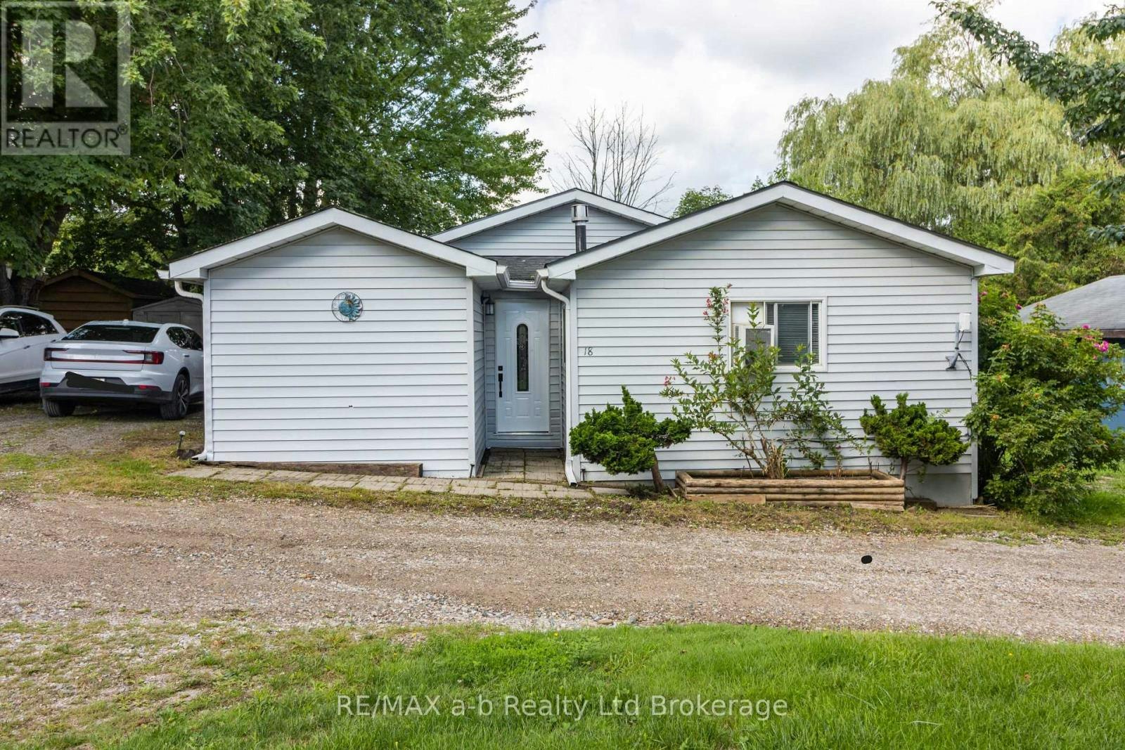 596101 18 59 Tropicana Highway Crescent, East Zorra-Tavistock, ON, N4S 7W1