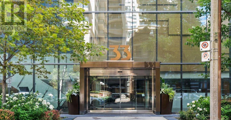1008-33 Charles Street E, Toronto, ON, M4Y 0A2 - 2