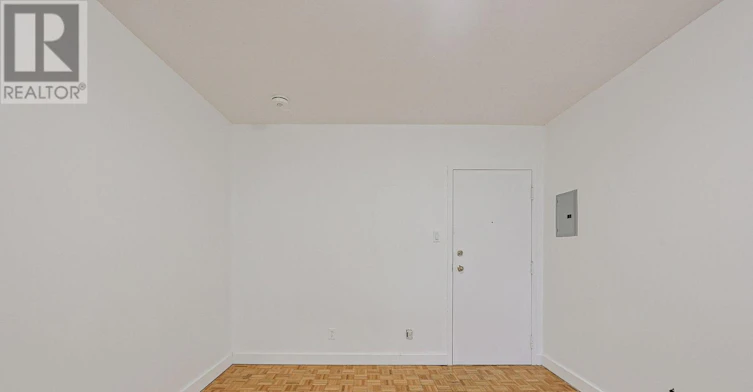 308-33 Maitland Street, Toronto, ON, M4Y 1C8 - 4