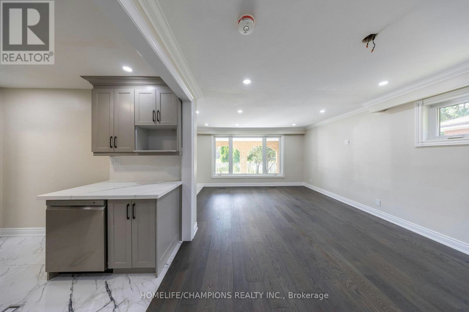 1083 Birchmount Road, Toronto, ON, M1K 1S6 - 8