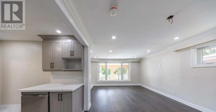 1083 Birchmount Road, Toronto, ON, M1K 1S6 - 8