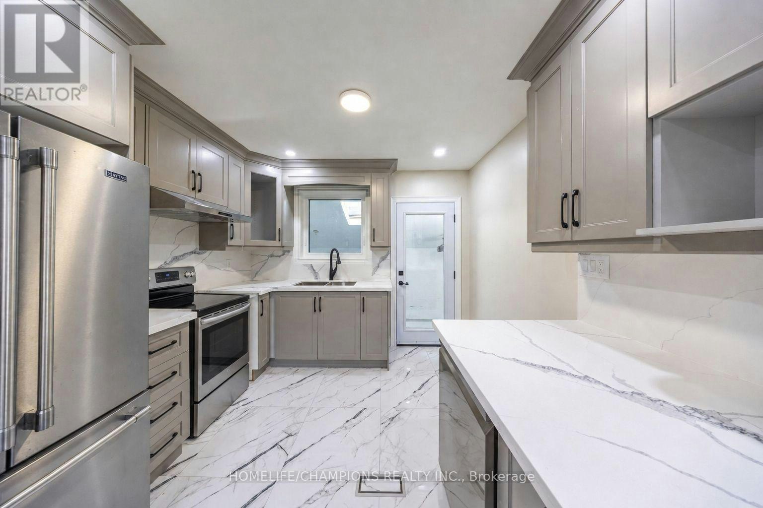 1083 Birchmount Road, Toronto, ON, M1K 1S6 - 3