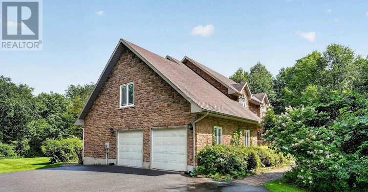 16906 Beaver Dam Drive, South Stormont, ON, K0C 1P0 - 4