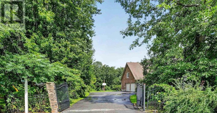 16906 Beaver Dam Drive, South Stormont, ON, K0C 1P0 - 2