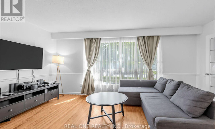 10 Devins Drive