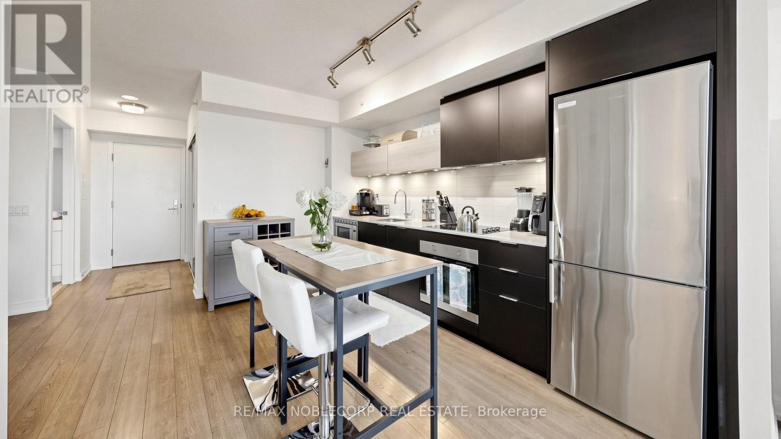 2010-20 Thomas Riley Road, Toronto, ON, M9B 1B5 - 8