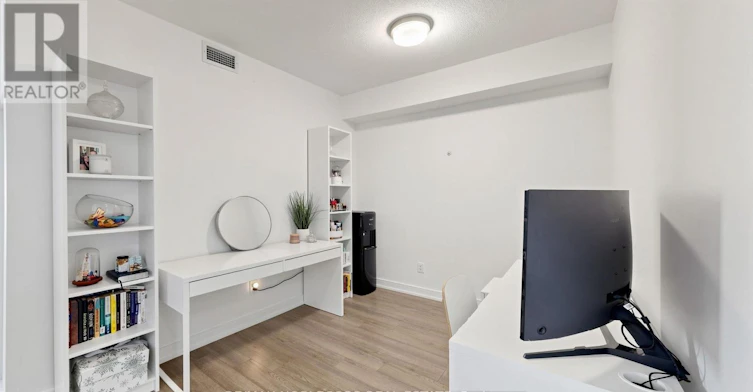 2010-20 Thomas Riley Road, Toronto, ON, M9B 1B5 - 18