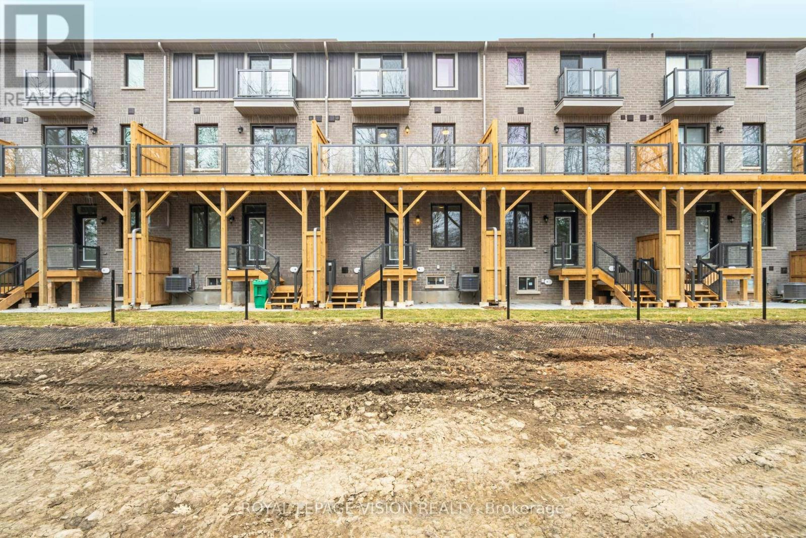 61 Folcroft Street, Brampton, ON, L6Y 6L3 - 44