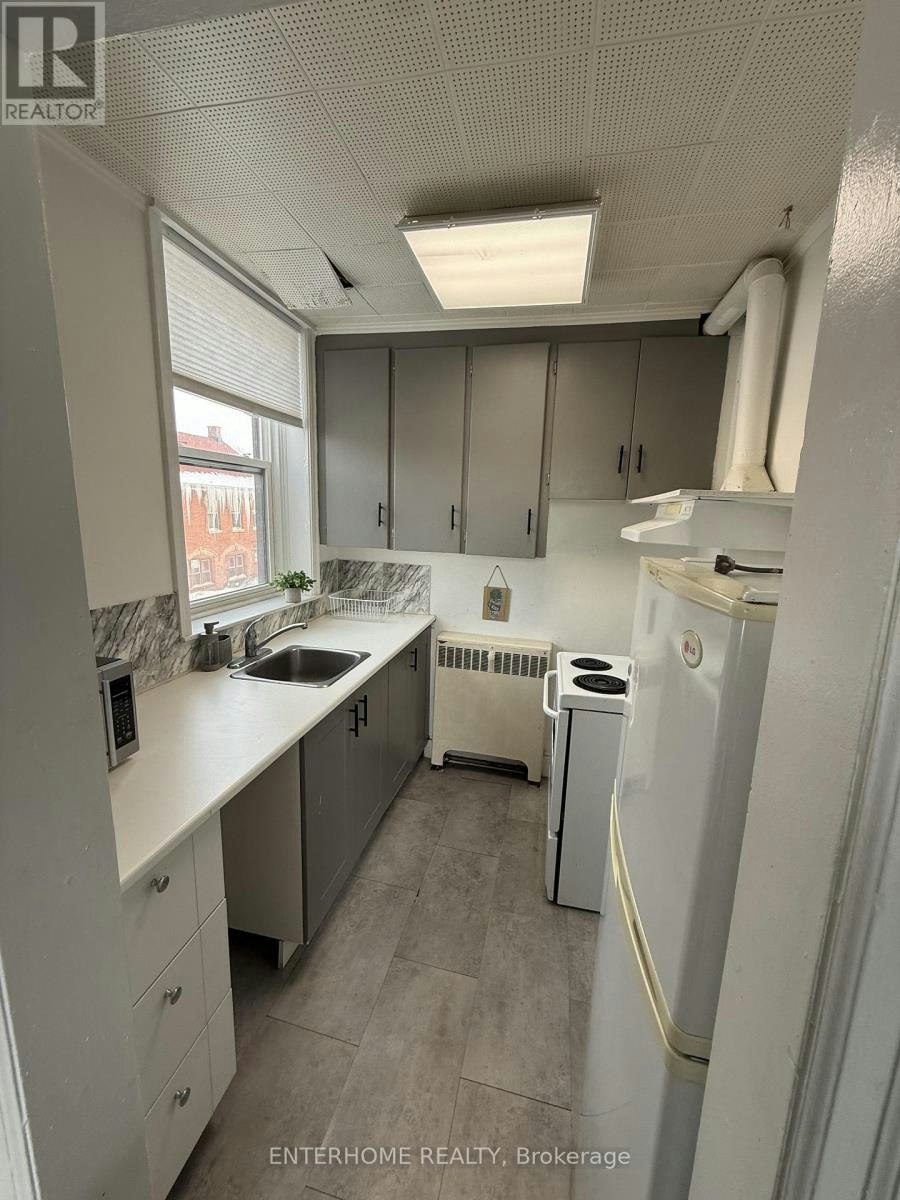 1-51 Queen East Street Street, Brampton, ON, L6W 2A7 - 3