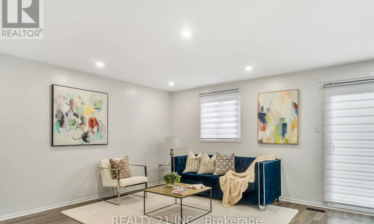101-45 Hansen Road N