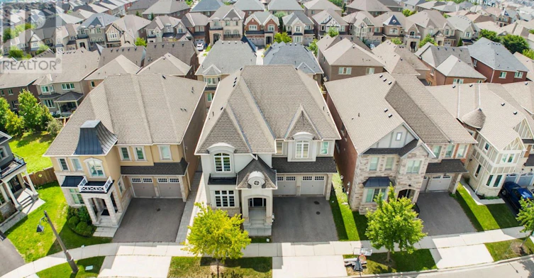 174 Mcwilliams Crescent, Oakville, ON, L6M 0W5 - 2