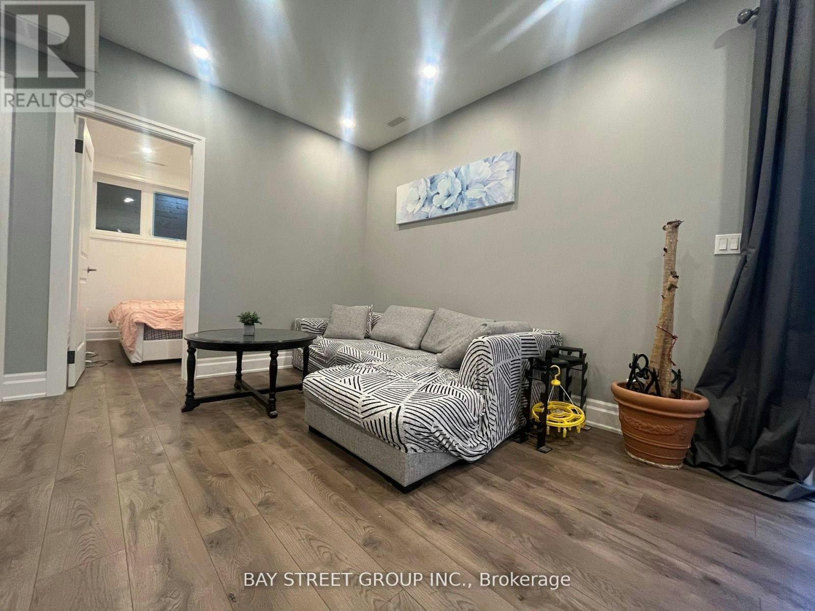 LOWER-1243 Bridge Road, Oakville, ON, L6L 2C3 - 6