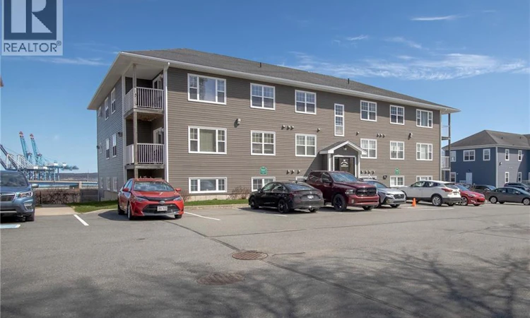 302-20 King George Court