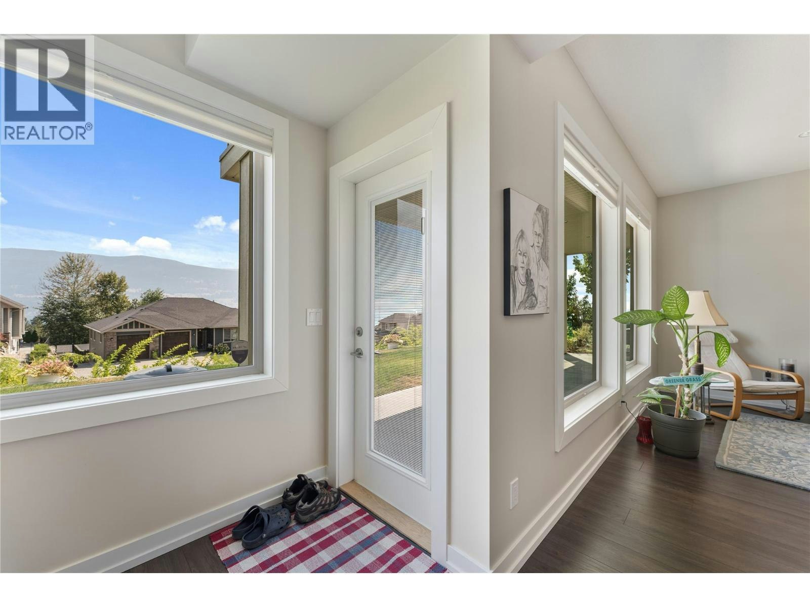 13464 Lake Hill Drive, Lake Country, BC, V4V 2S7 - 12