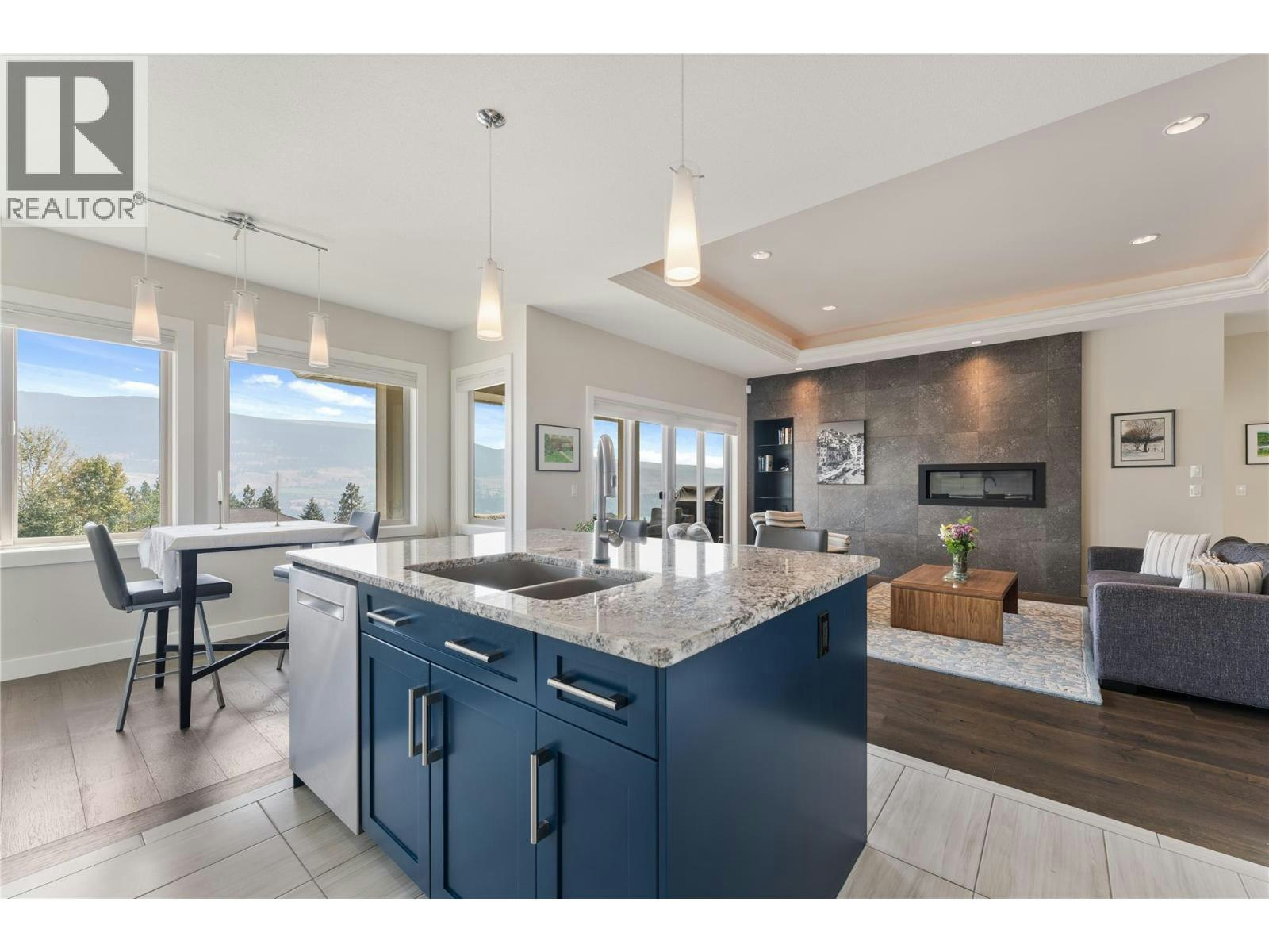 13464 Lake Hill Drive, Lake Country, BC, V4V 2S7 - 13
