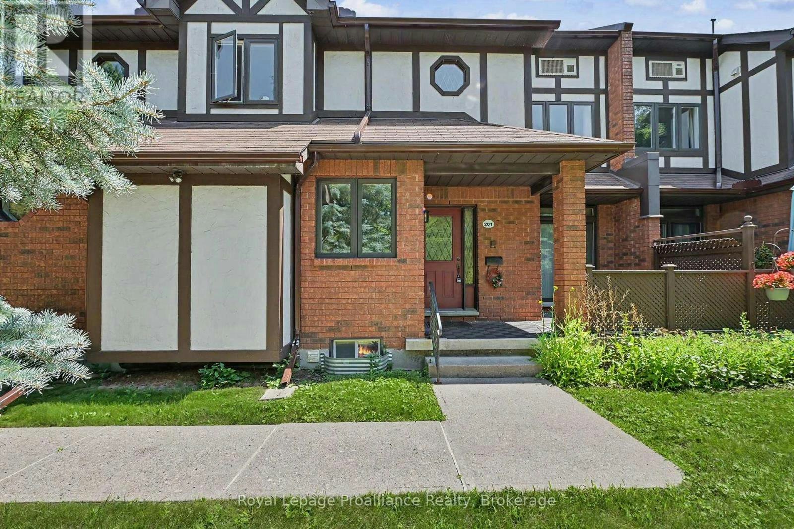 201-245 Elgin Street W, Cobourg, ON, K9A 5M1