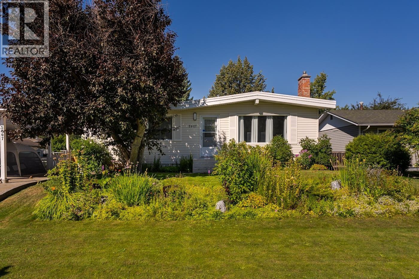 5807 Oxford Drive, Prince George, BC, V2N 2E5
