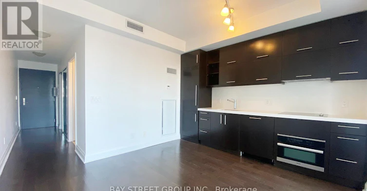 2910-65 St Mary Street, Toronto, ON, M5S 0A6 - 3