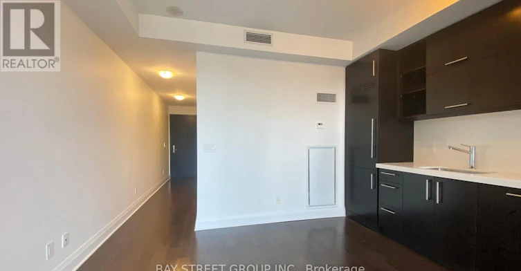 2910-65 St Mary Street, Toronto, ON, M5S 0A6 - 4