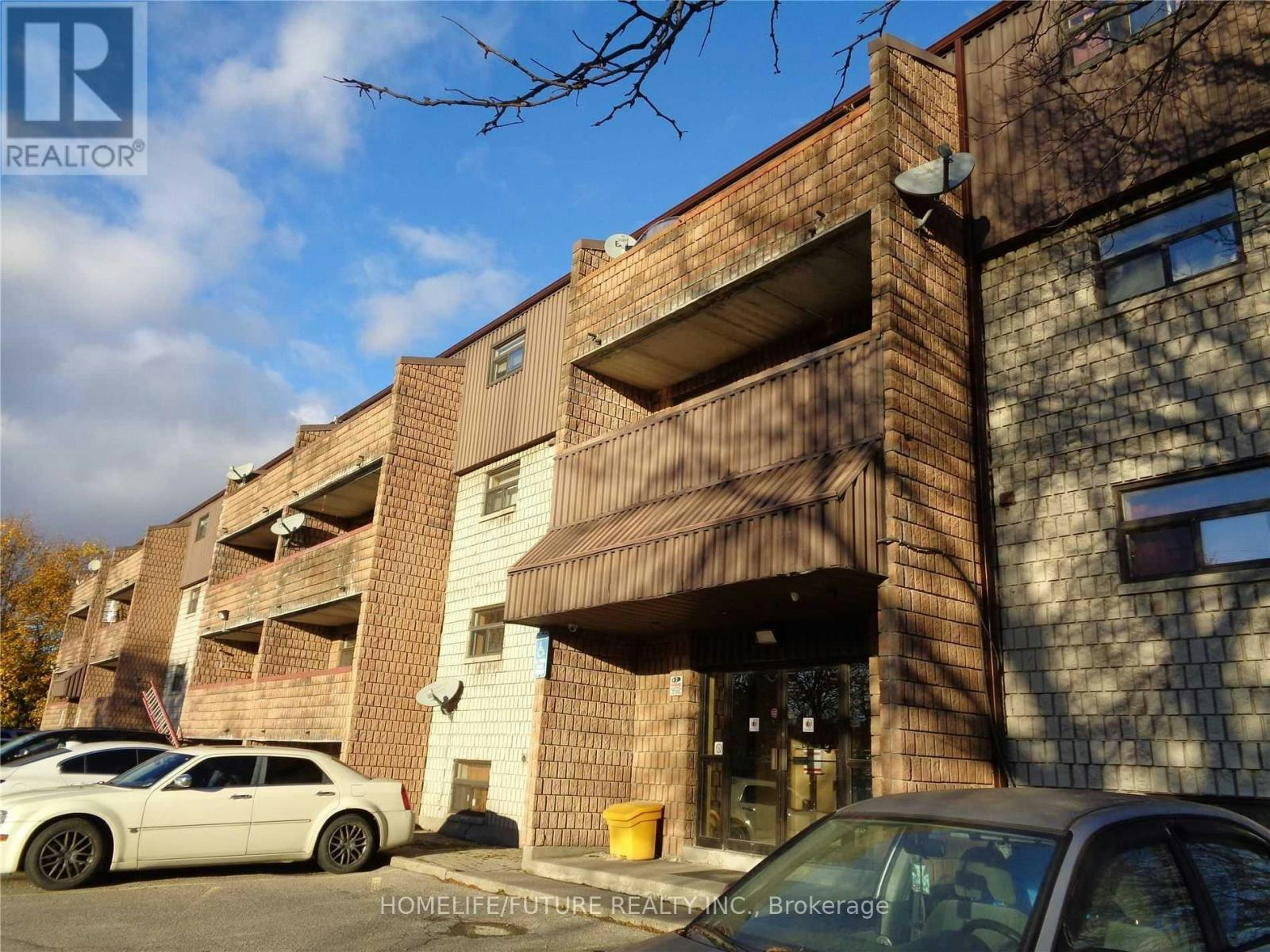 304-560 Bloor Street E, Oshawa, ON, L1H 3N2