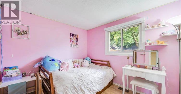 1045 Reedmere Road, Windsor, ON, N8S 2L9 - 16