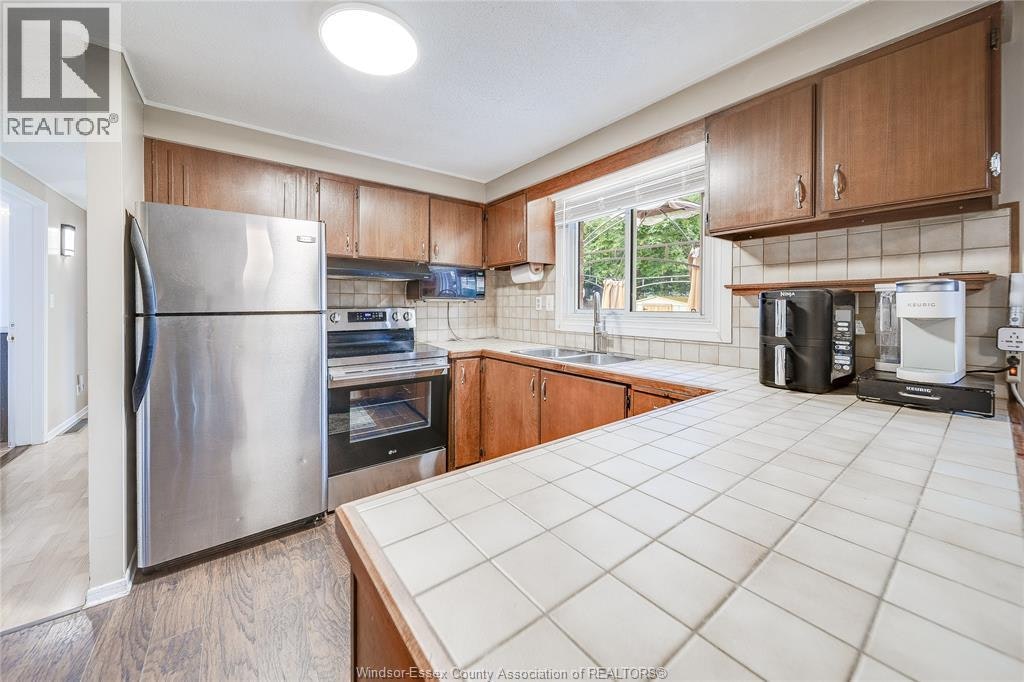 1045 Reedmere Road, Windsor, ON, N8S 2L9 - 11