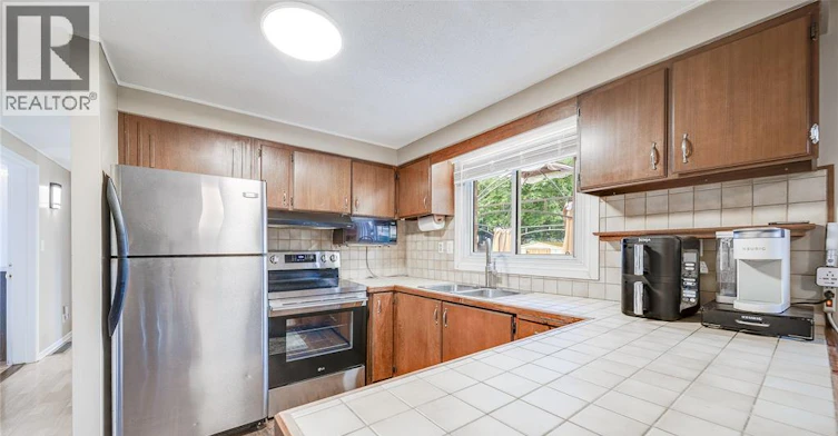 1045 Reedmere Road, Windsor, ON, N8S 2L9 - 11